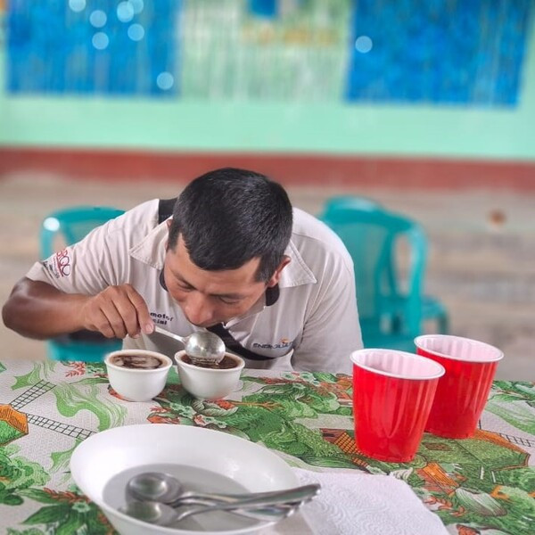 Caffè filtro che esalta la dolcezza e l'acidità vivace del caffè Samac