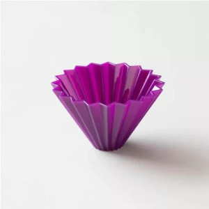 Origami Air Dripper - Innovative resin coffee dripper.