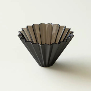 Origami Air Dripper - Innovative resin coffee dripper.