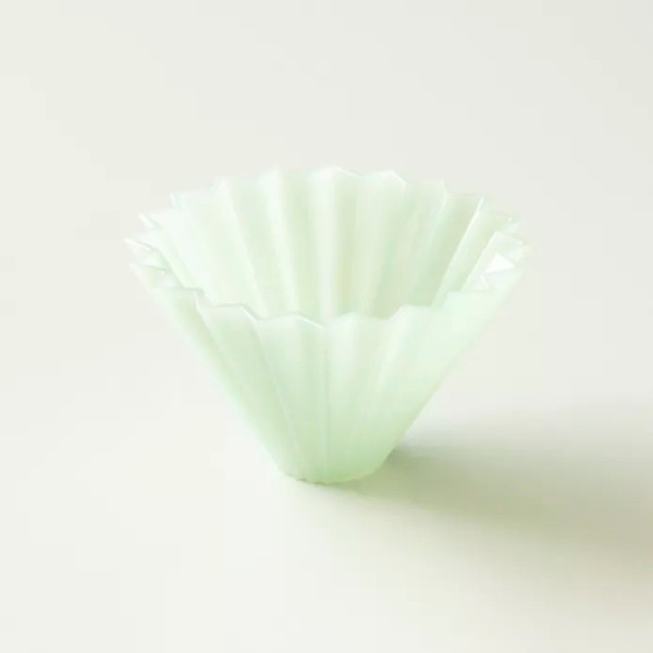 Origami Air Dripper - Innovative resin coffee dripper.