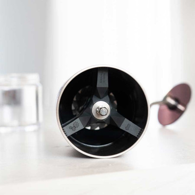 Comandante C40 MK4 Nitro Blade Deep Purple manual coffee grinder