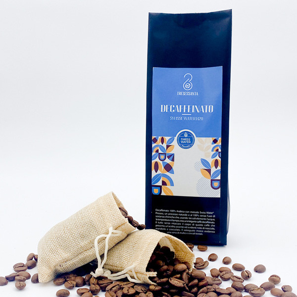 Pack of Arabica coffee naturally decaffeinated with the Swiss Water® H2O method, without chemicals.